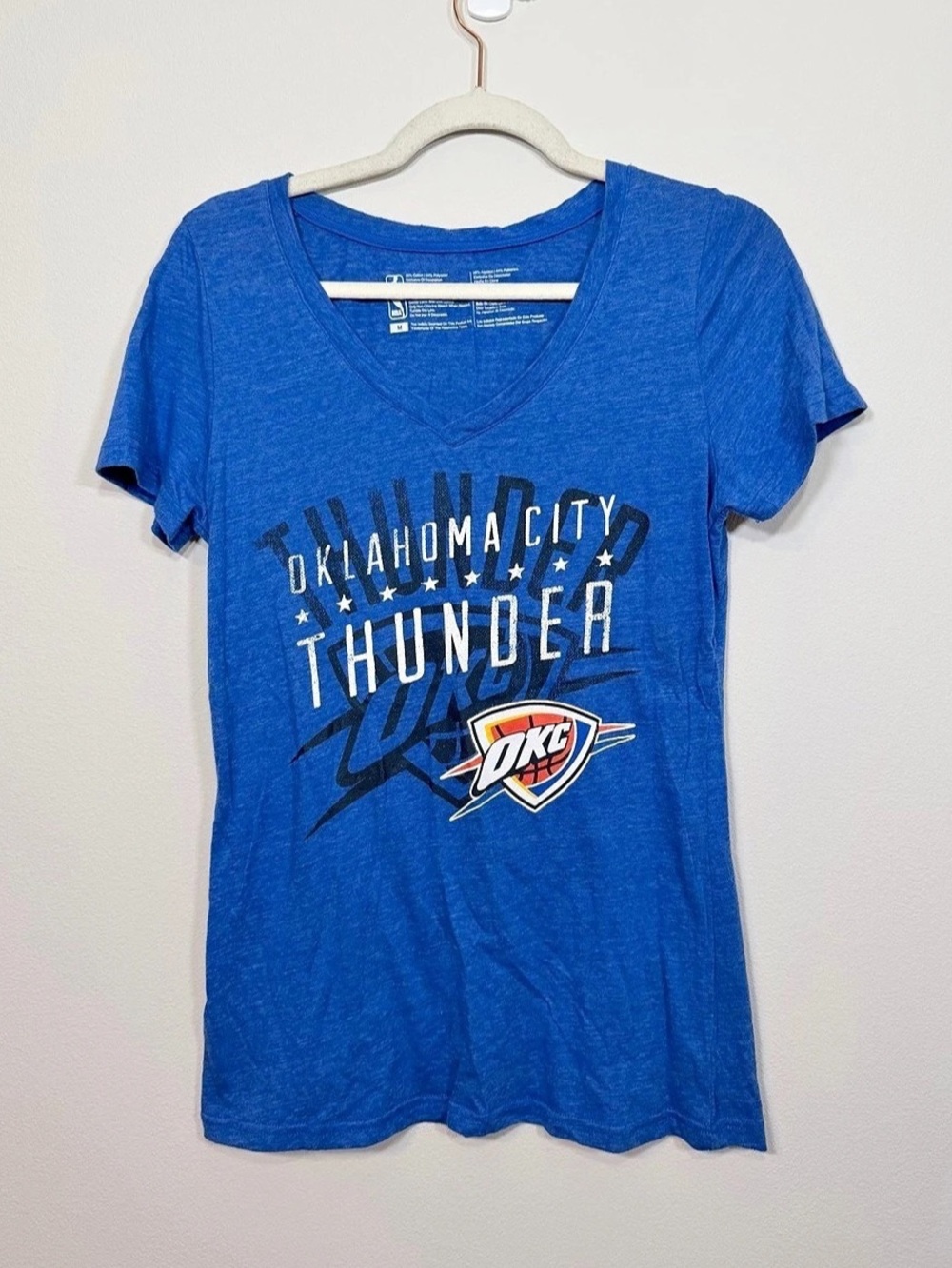 NBA Oklahoma City Thunder Shirt Basketball V-Neck T-Shirt Blue Sport Tee Women M